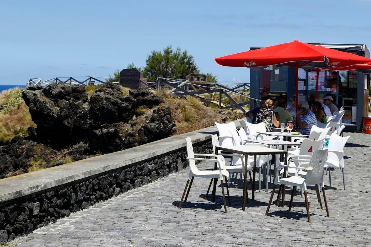 Magnolia - Casa Com Dois Quartos Junto Ao Mar - Renovada Em 2023 มอสเตรอส ภายนอก รูปภาพ