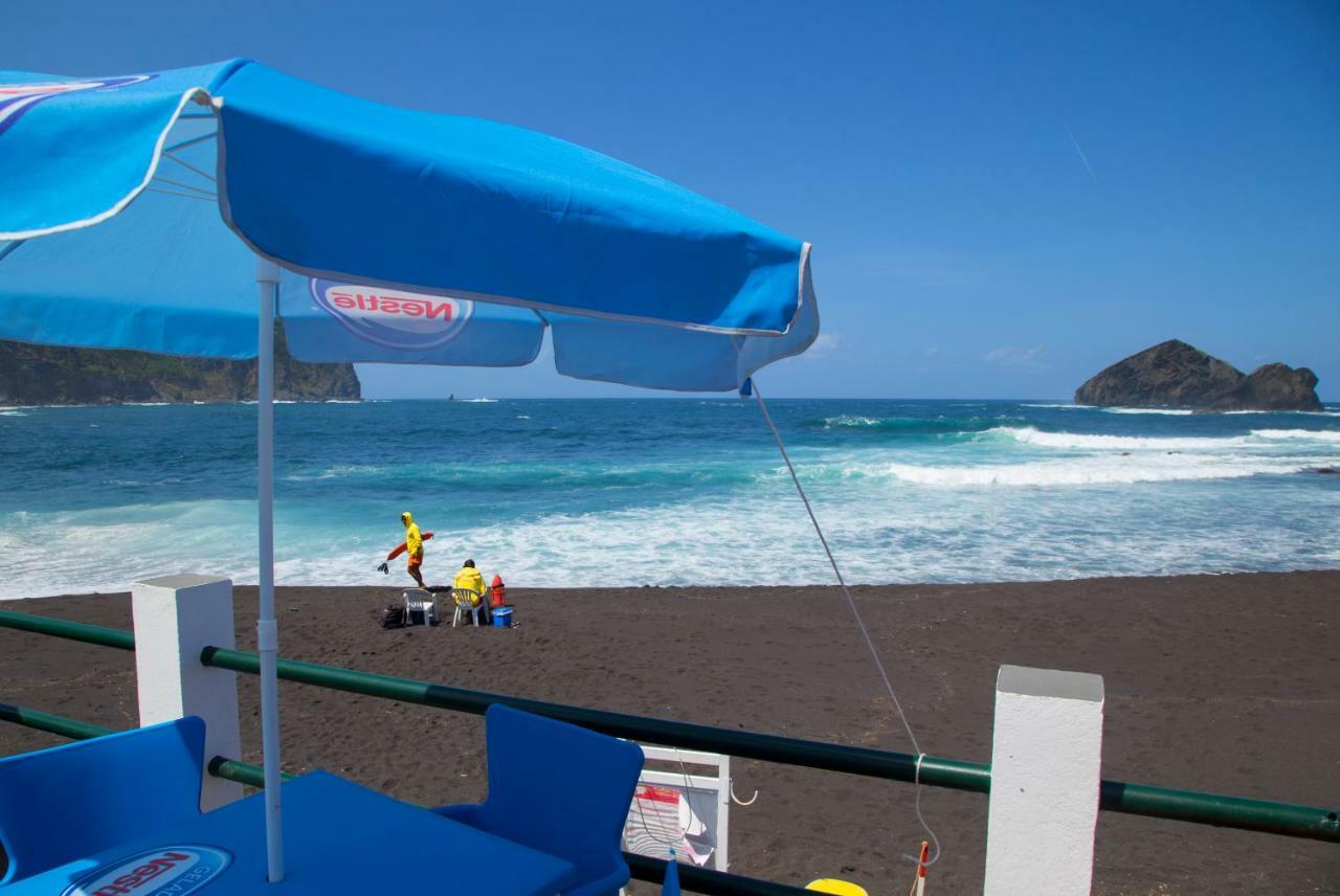 Magnolia - Casa Com Dois Quartos Junto Ao Mar - Renovada Em 2023 มอสเตรอส ภายนอก รูปภาพ
